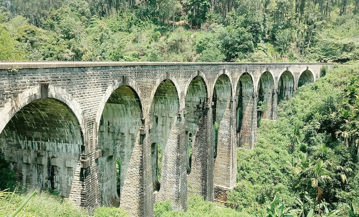Nine Arch bridge, Ella